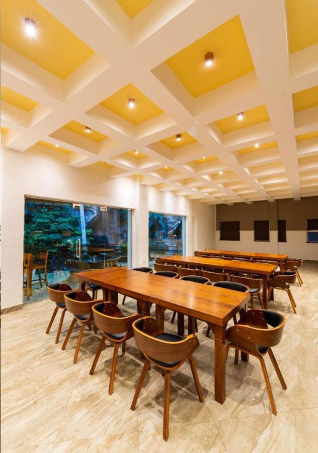 Grand Rockland Hotel Matara Bagian luar foto