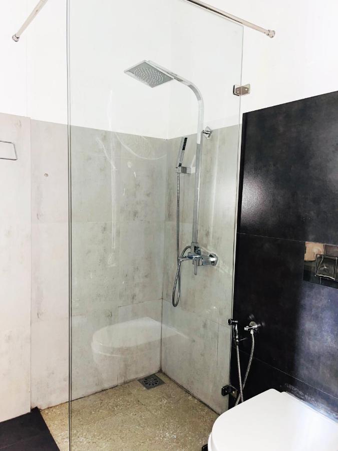 Grand Rockland Hotel Matara Bagian luar foto